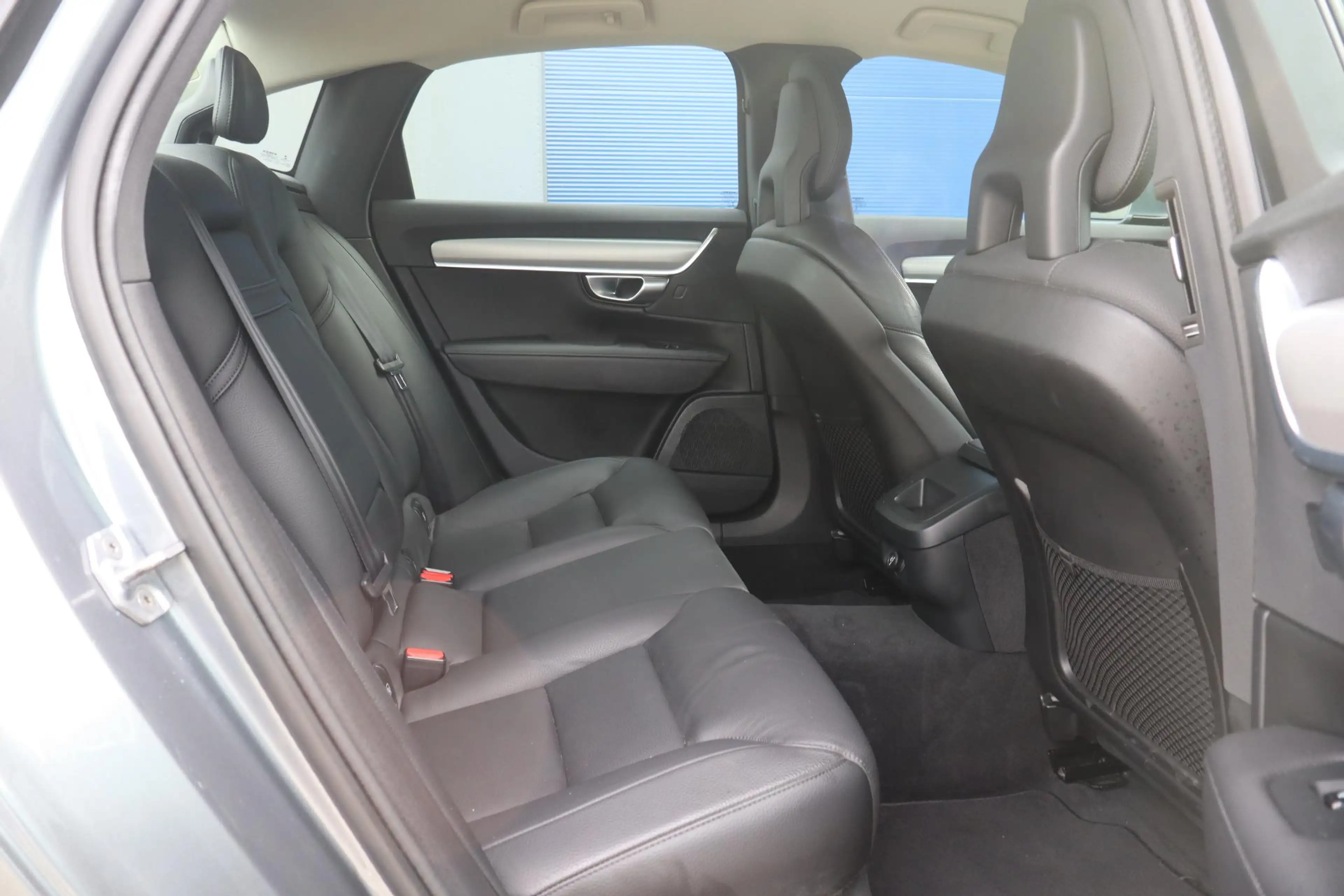 Volvo S90 2.0 T4 Momentum+ | Digitale cockpit | Parkeerhulp — photo 21