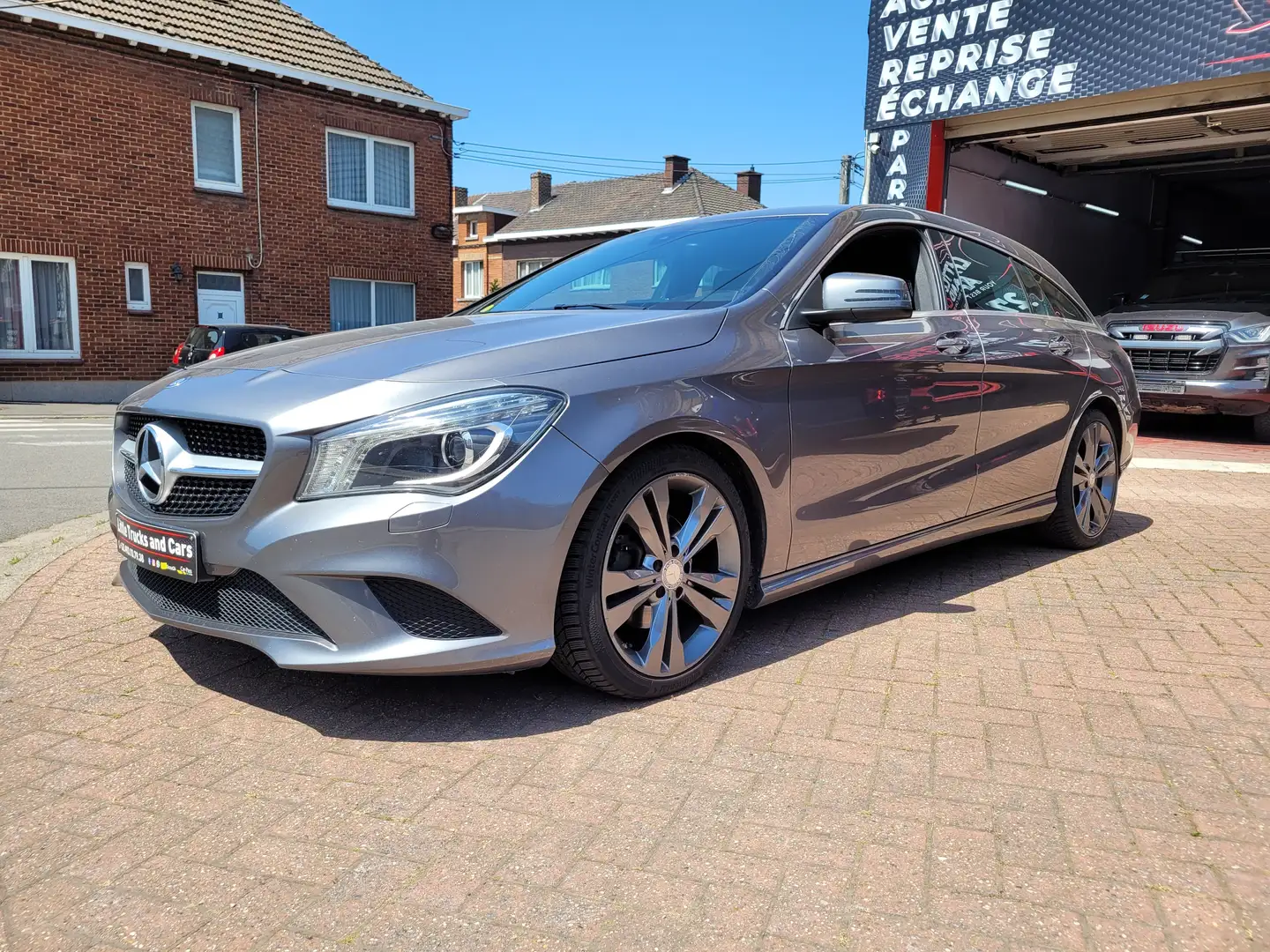 Mercedes-Benz CLA 180 CDI CUIR XENON GPS CAMERA GARANTIE 12 MOIS TVAC Gris - 1