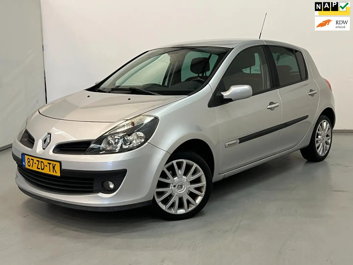 Renault Clio 1.4-16V Rip Curl / NL-auto / Airco / Trekhaak Grau - 1