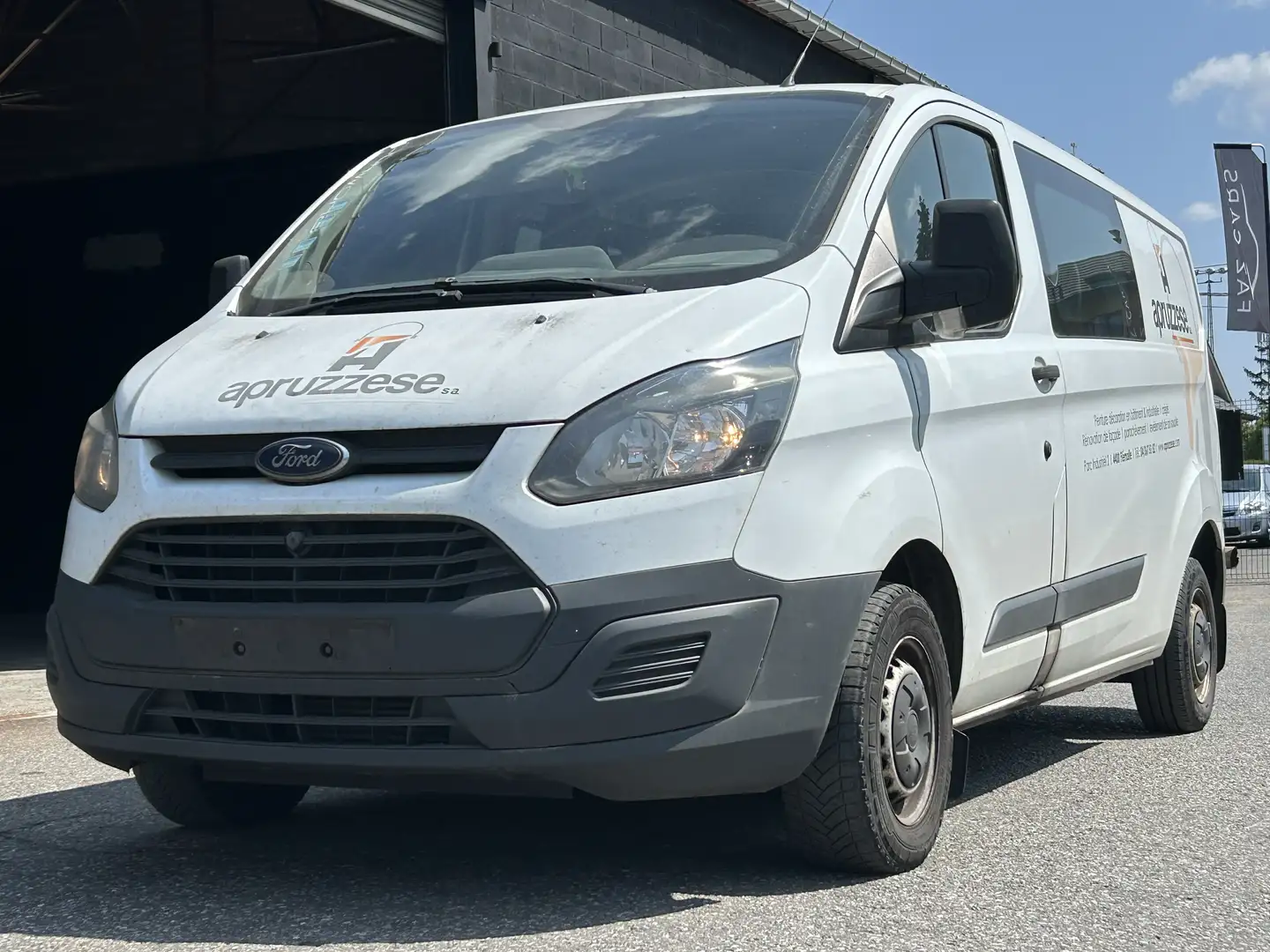 Ford Transit Custom 2.2 TDCi * 6PLACES + TVA * Blanc - 1