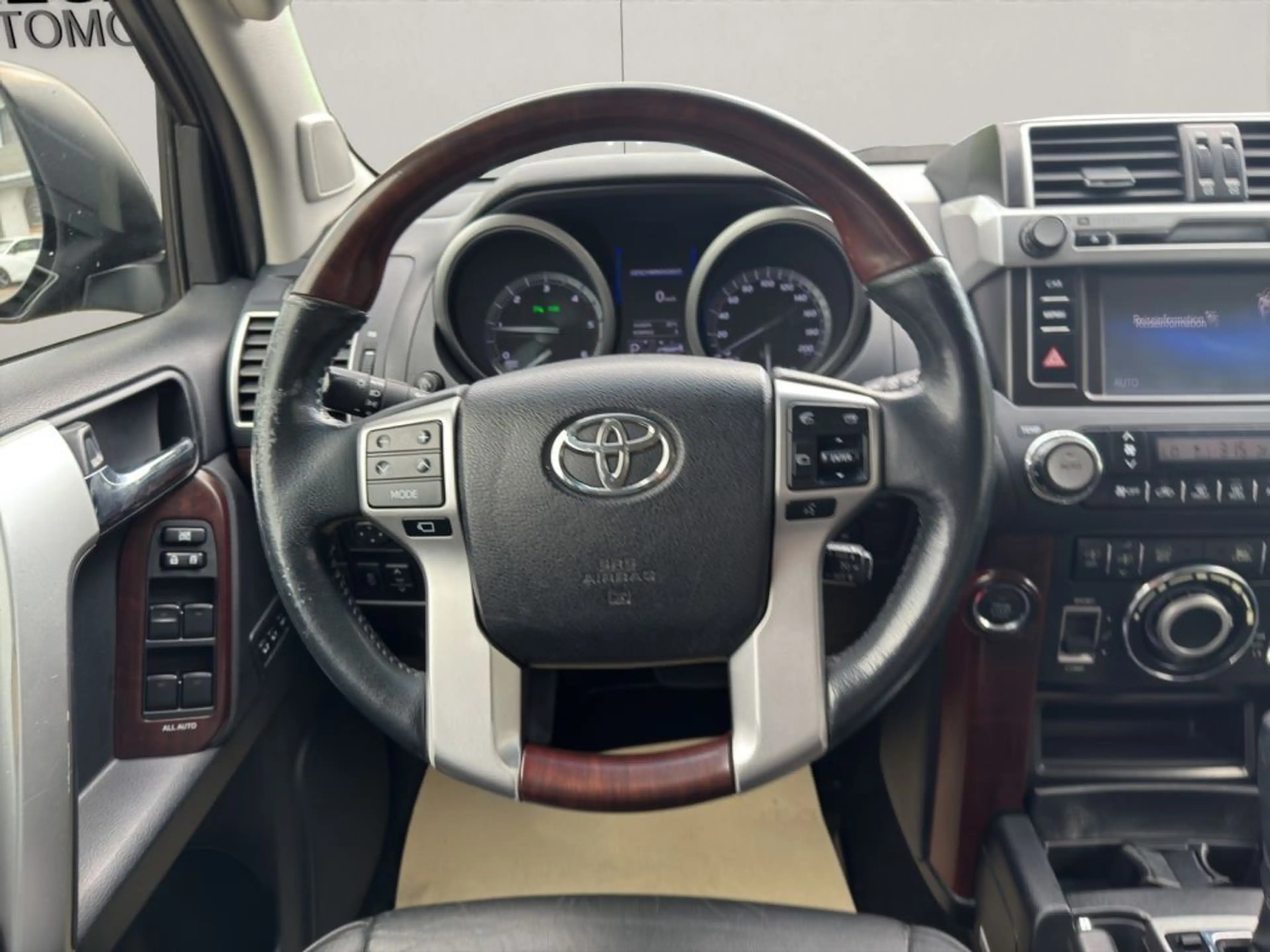 Toyota Land Cruiser 2.8 D-4D Automatik TEC-Edition — photo 12