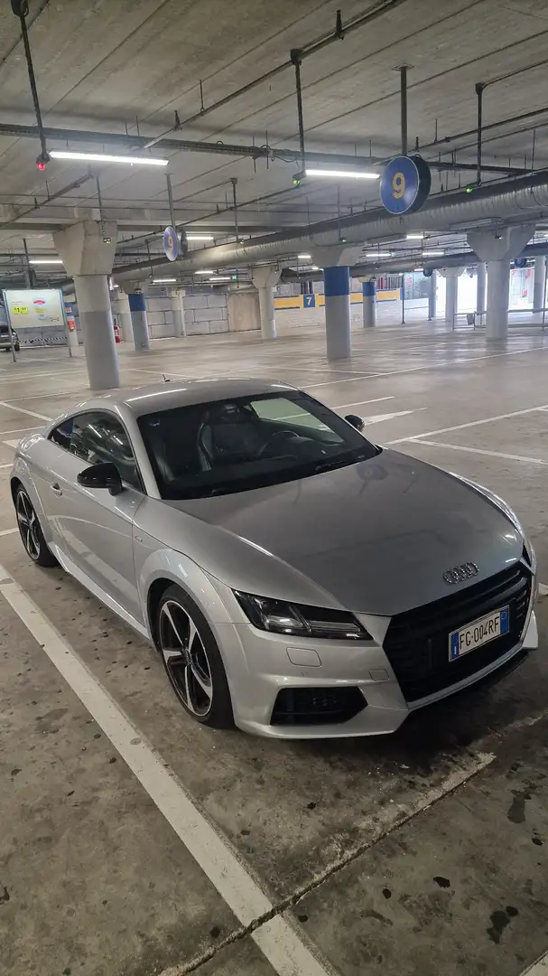 Audi TT Coupe 2.0 tdi ultra S line Argento - 1