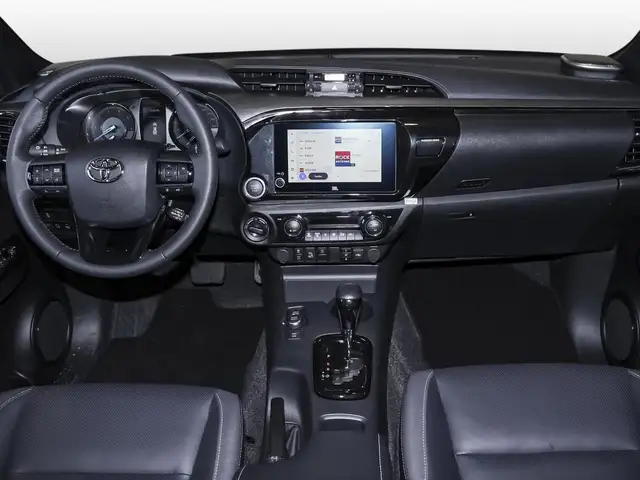 Toyota Hilux view 7