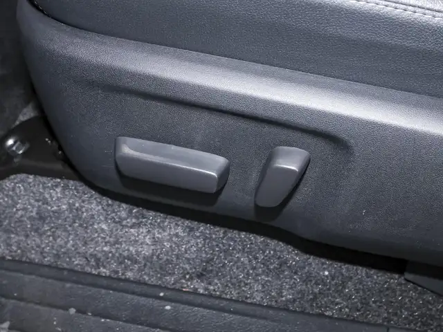 Toyota Hilux view 10