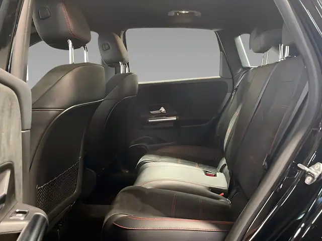 Mercedes-Benz B-Class view 10