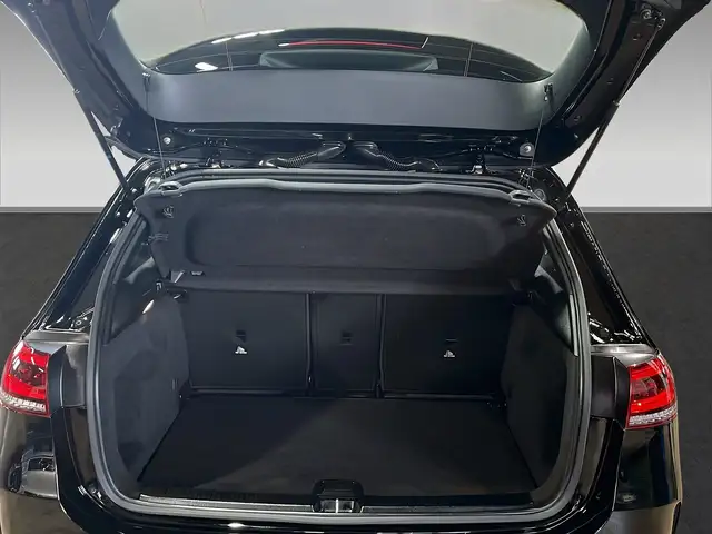 Mercedes-Benz B-Class view 8