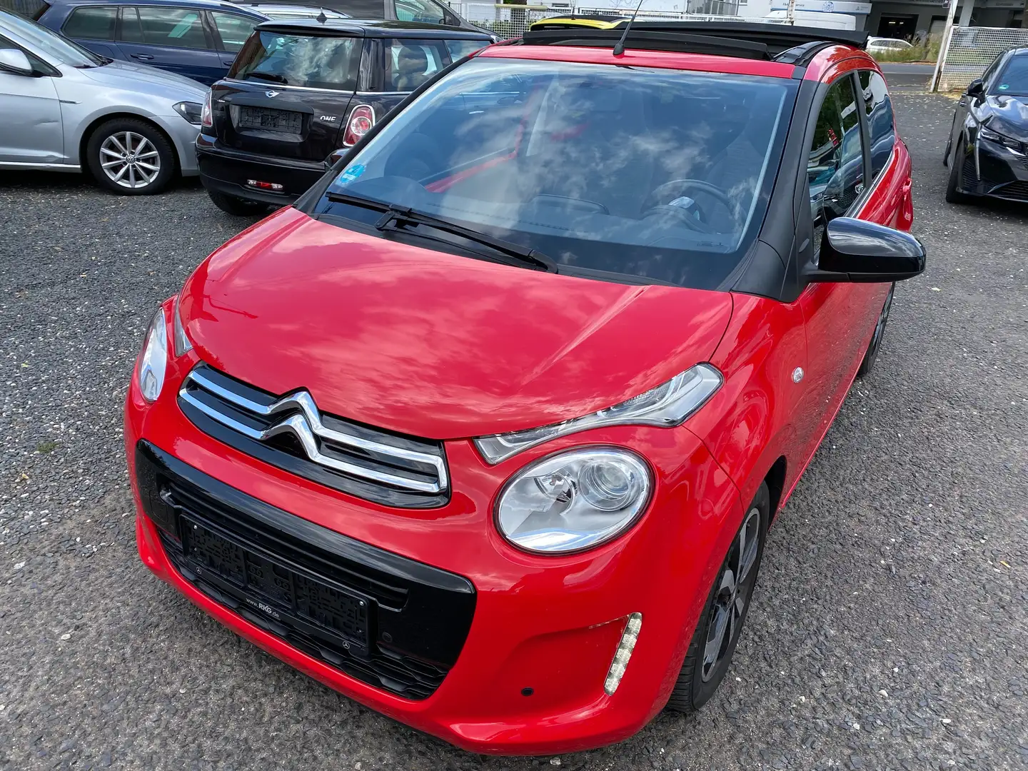 Citroen C1 Airscape Shine Automatik El. Faltdach Klima Rot - 1