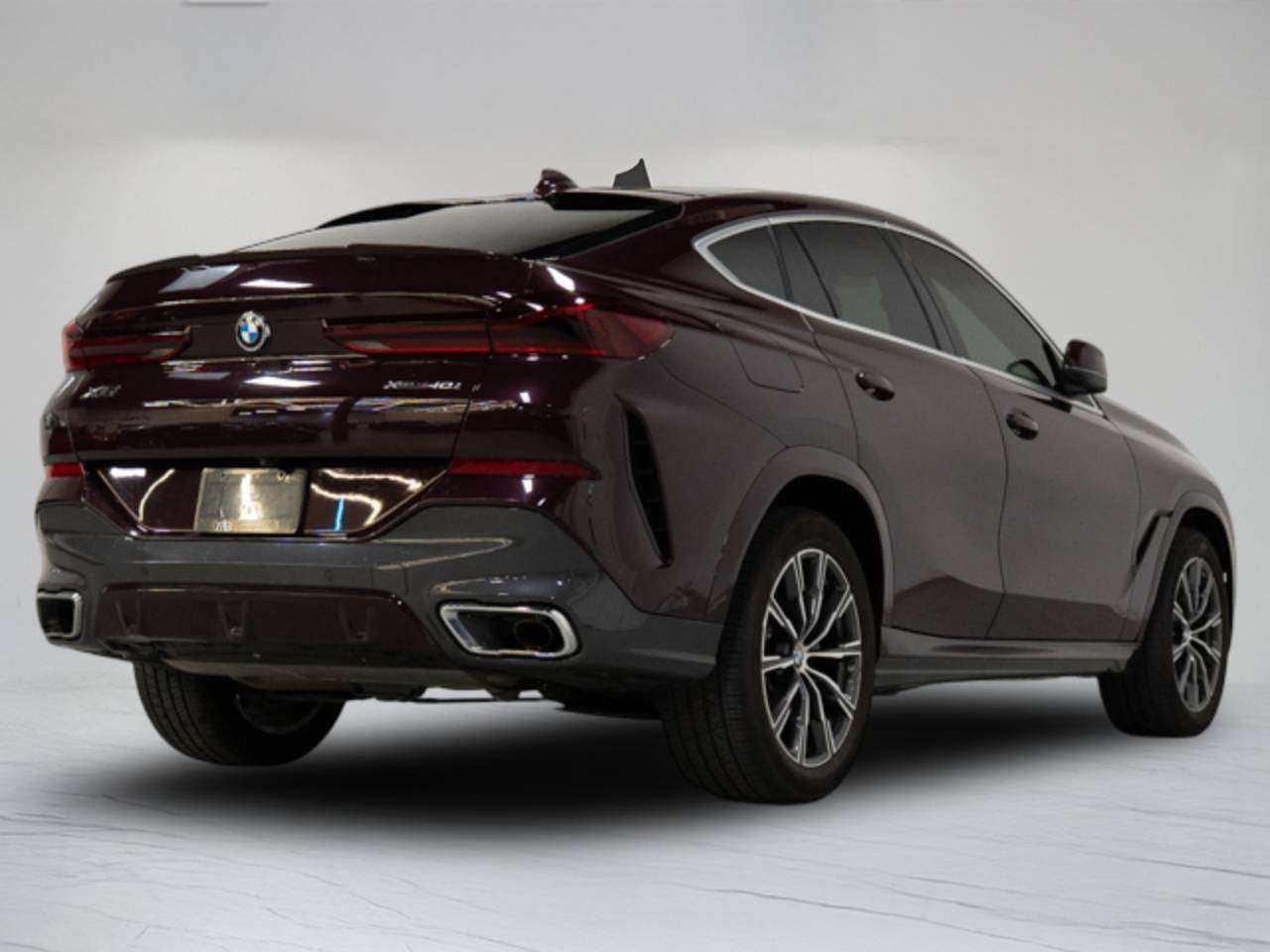 2022 BMW X6