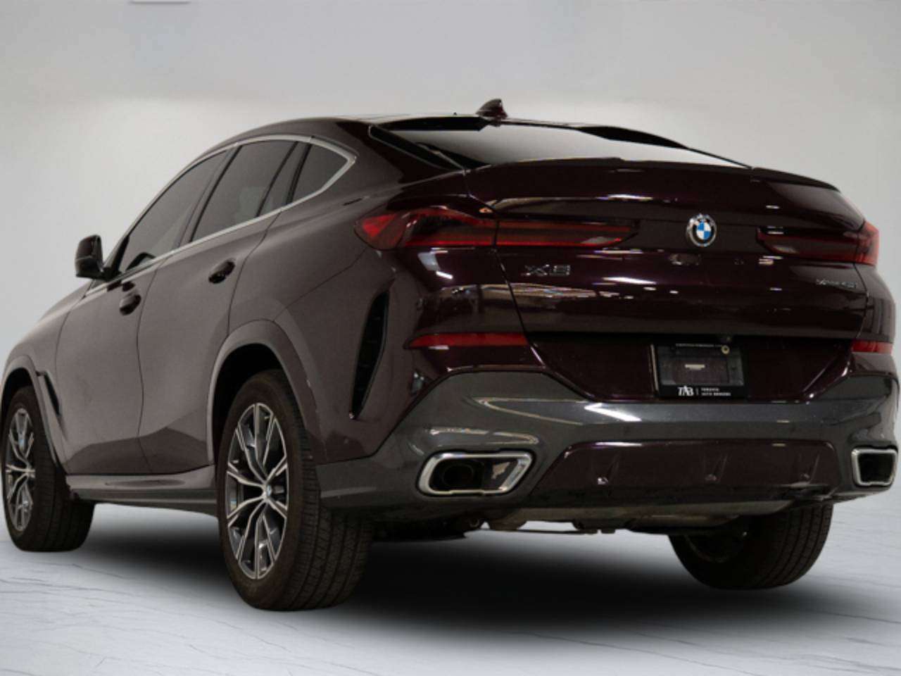 2022 BMW X6