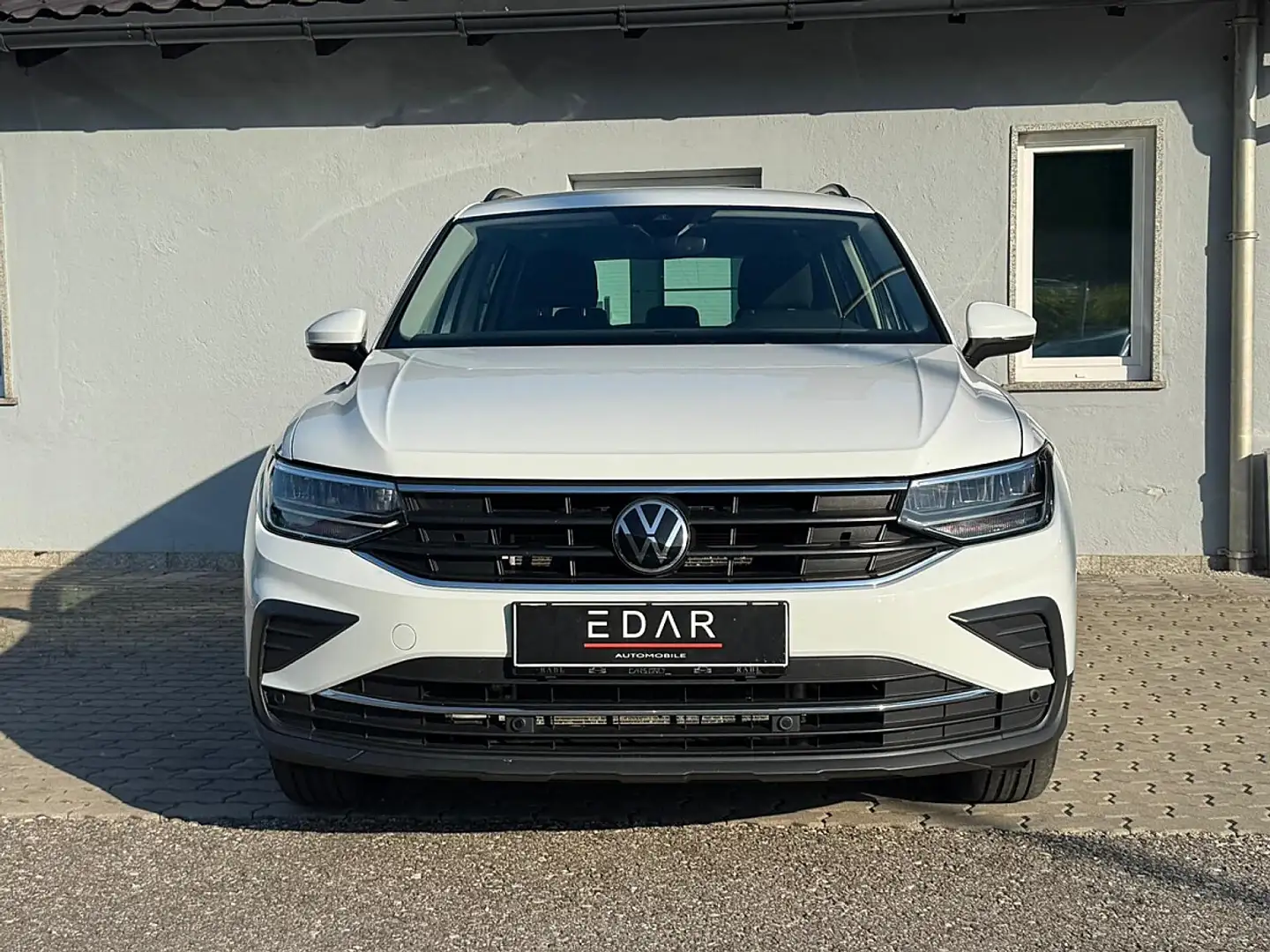 Volkswagen Tiguan 1,4 TSI eHybrid  DSG*Vollausstat.*1.Bezits*Abst... Weiß - 1