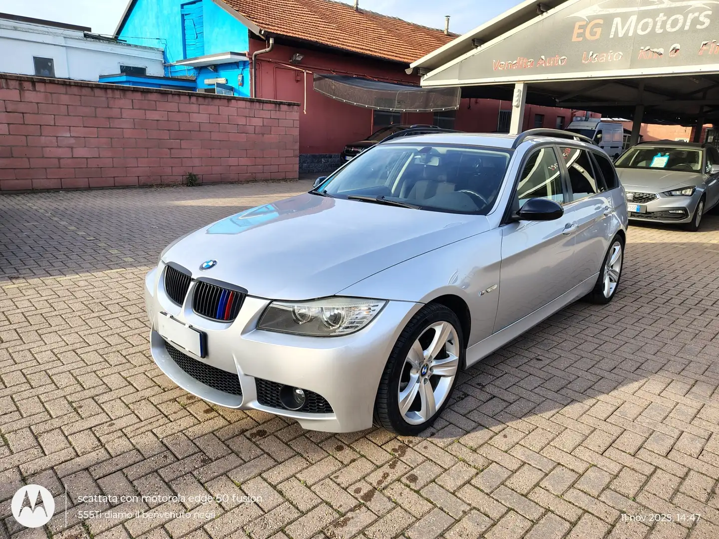 BMW 318 318i cat Touring MSport Gris - 1