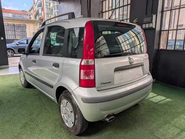 Fiat Panda view 3