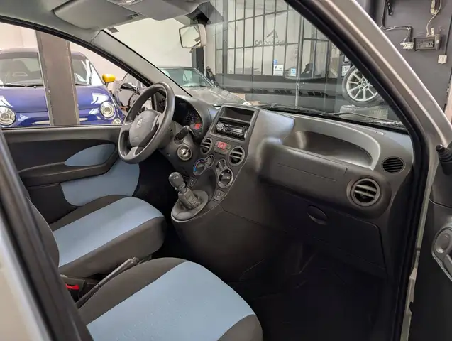 Fiat Panda view 8