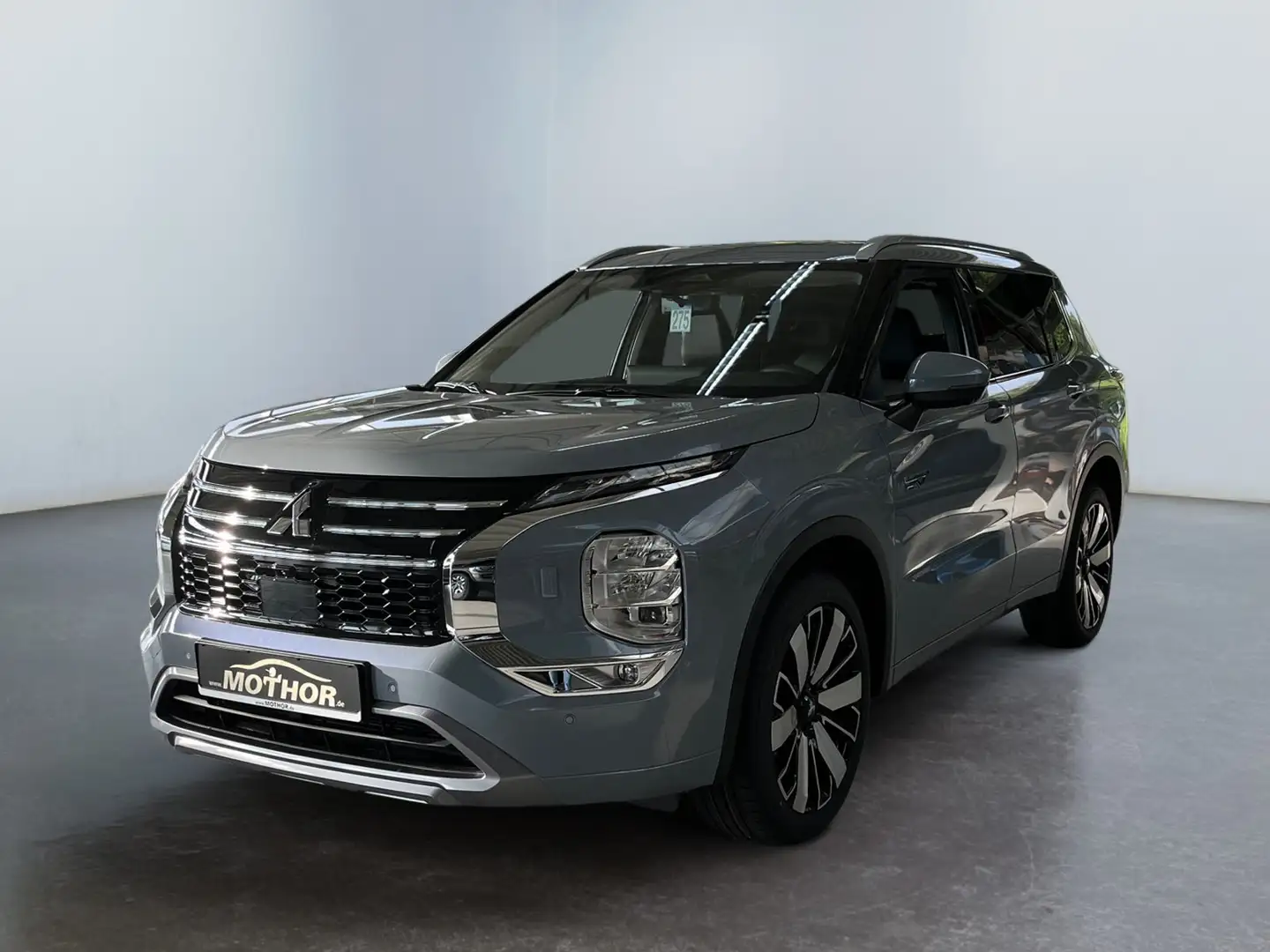 Mitsubishi Outlander Top 2.4 PHEV 4WD ACC PDC FLA STH LED Grau - 2