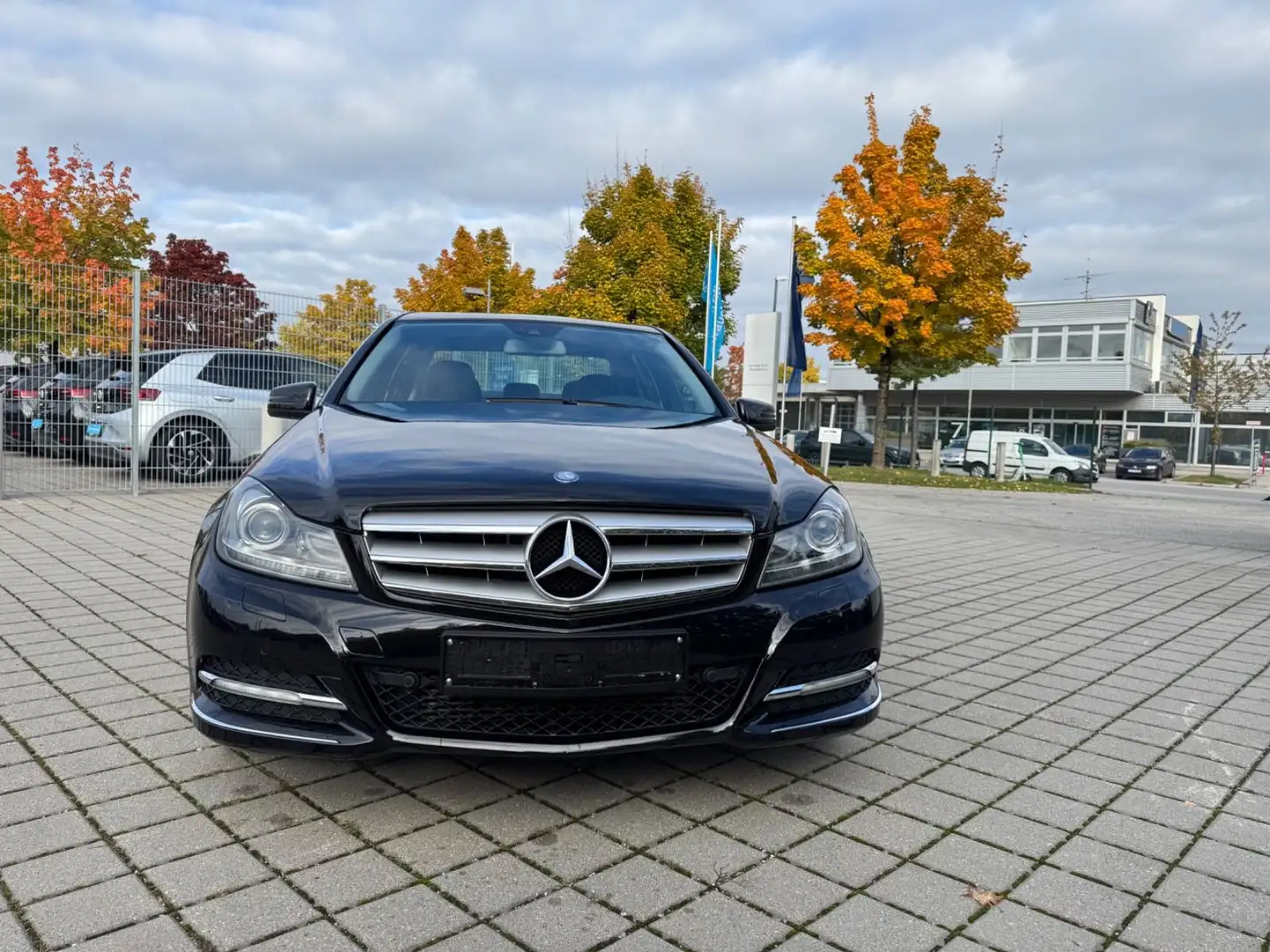 Mercedes-Benz C 200 Avantgarde/Leder/Garantie/1.Vorbesitzer Noir - 2