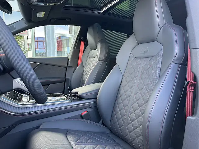Audi Q8 TFSI e PHEV quattro / ALLBLACK Ansicht 34