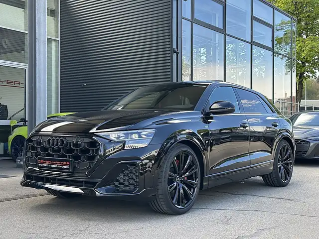 Audi Q8 TFSI e PHEV quattro / ALLBLACK Ansicht 2