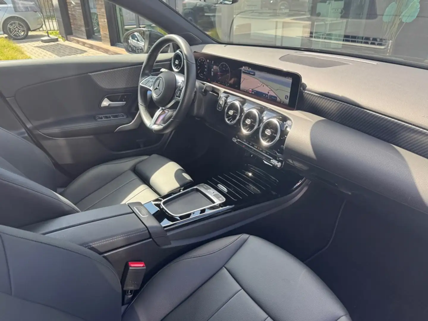 Mercedes-Benz A 180 d Business Line Noir - 2