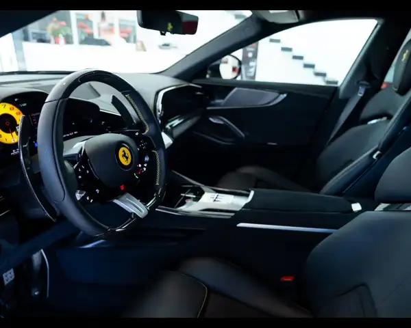 Ferrari Purosangue view 5
