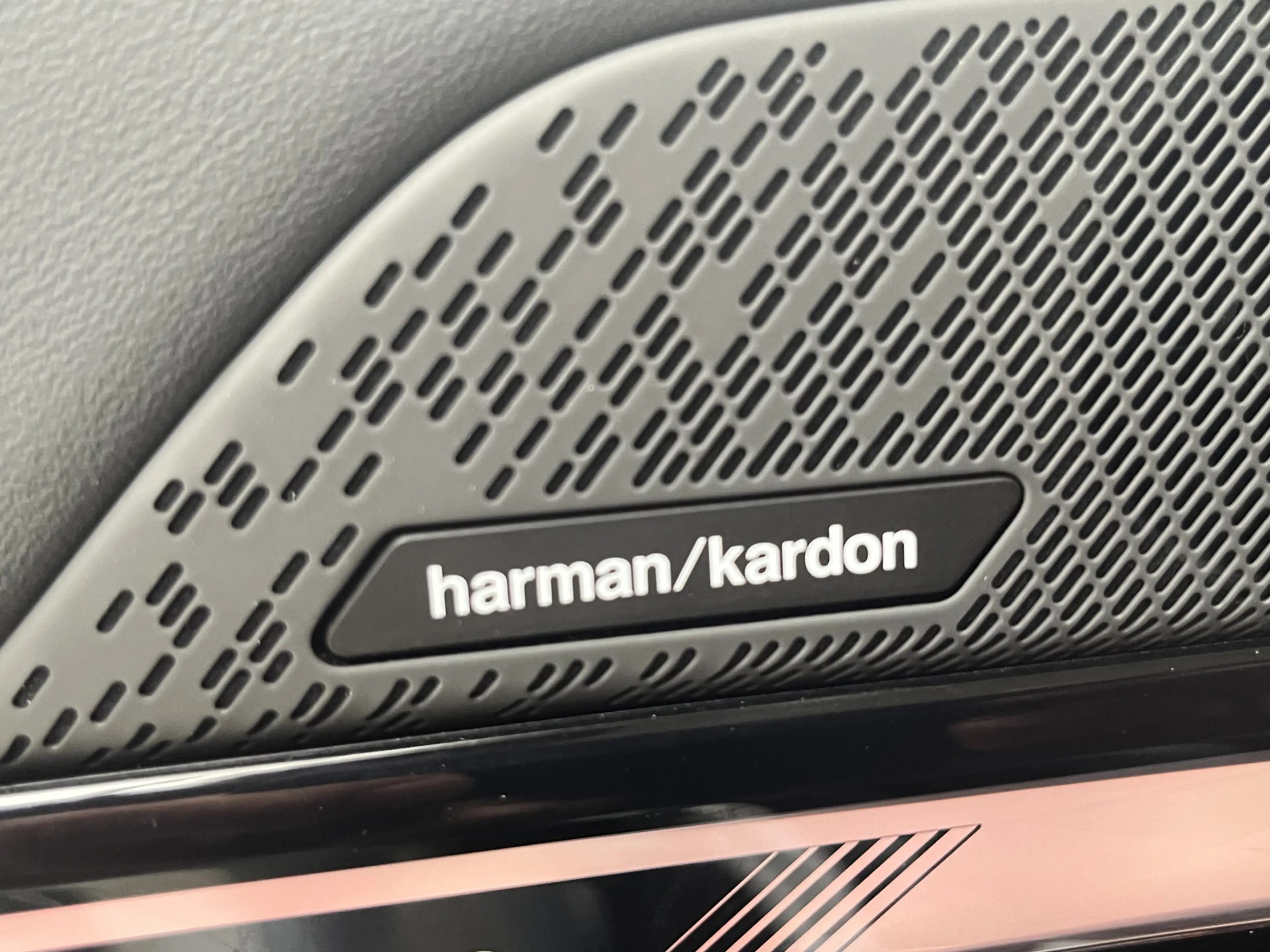 BMW 550 5-serie Touring 550e xDrive M-Sport Pro | Panorama — photo 9