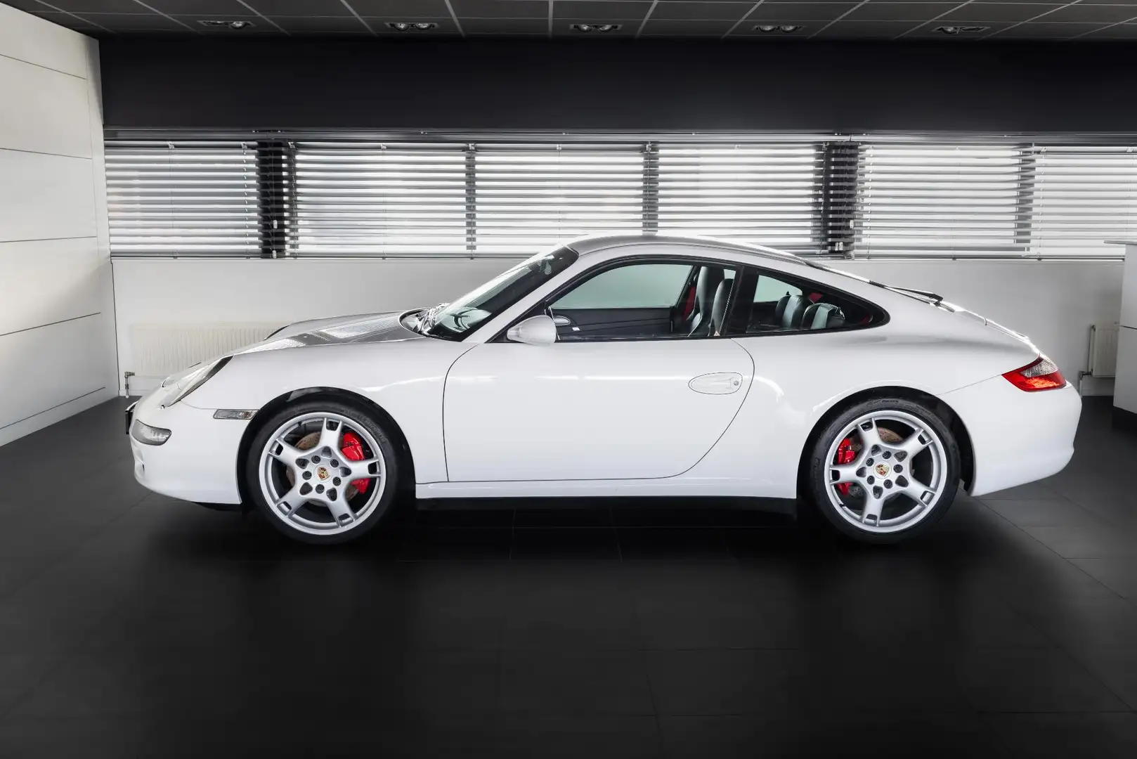 Porsche 911 3.8 Carrera 4S Blanc - 1