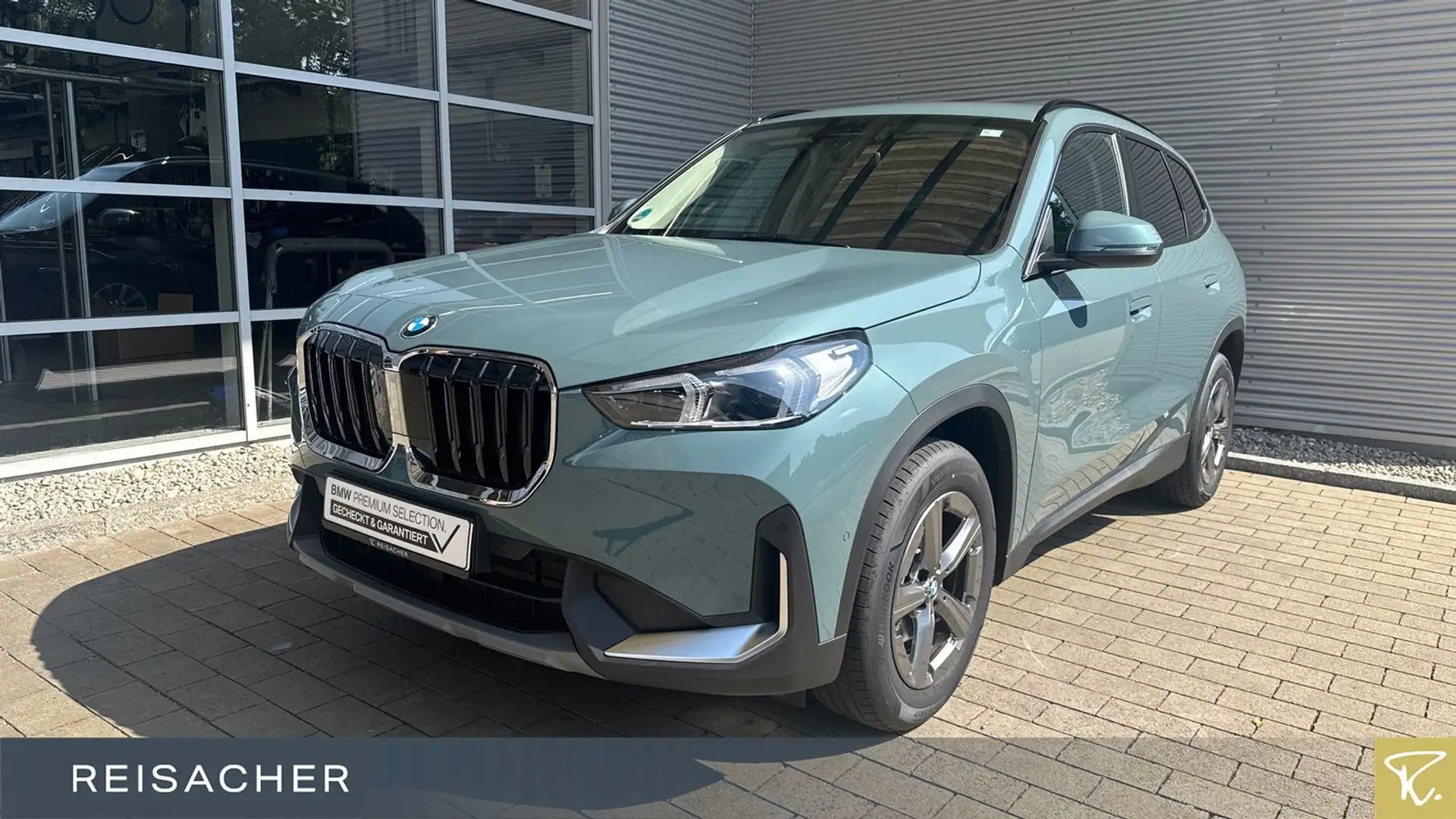 BMW X1 xDrive 20d Navi AHK adLED PDC SitzHz 17"LM Vert - 1