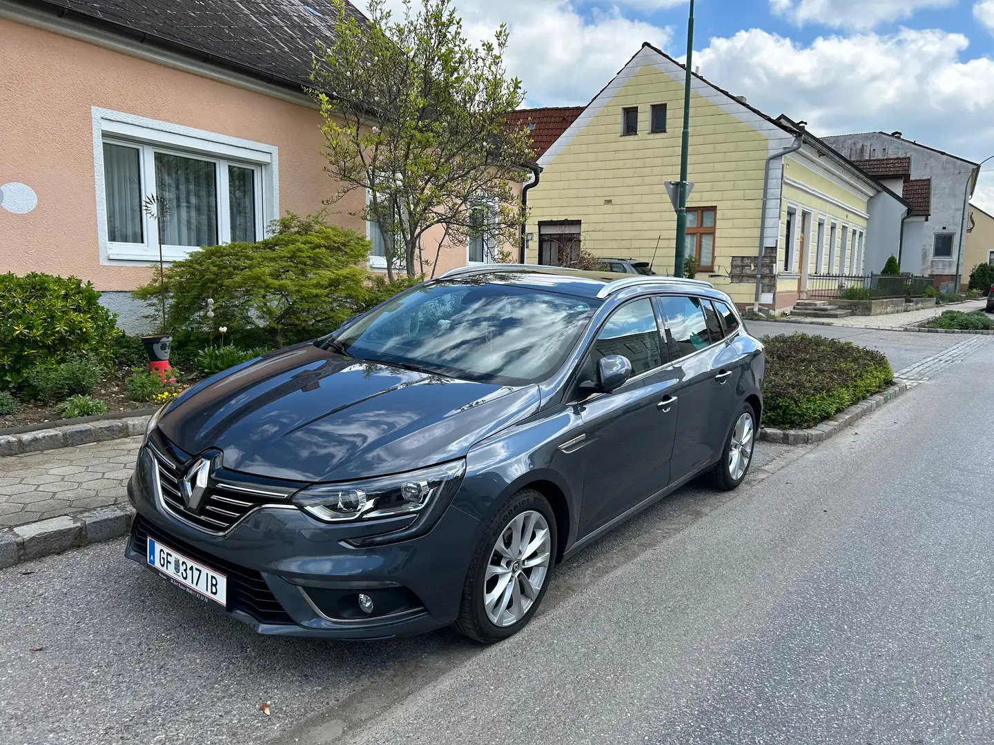 Renault Megane Mégane Grandtour Limited Blue dCi 115 Limited Grau - 1