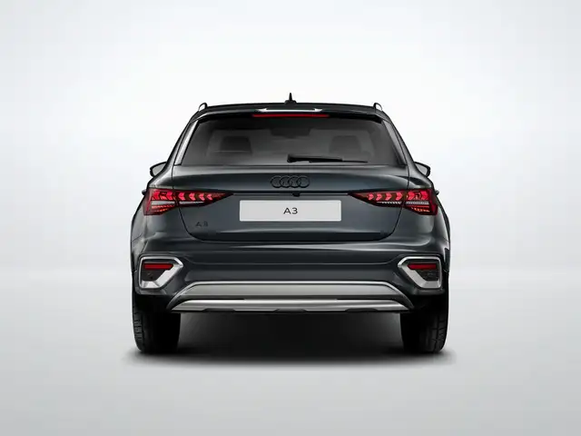 Audi A3 view 4