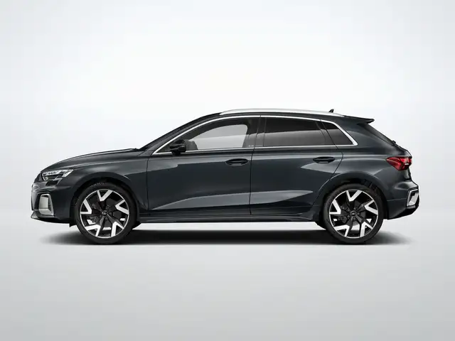 Audi A3 view 3