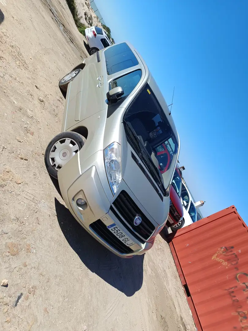 Fiat Scudo Scudo Panorama 10 Family L 2.0Mjt 136 Family Oro - 2