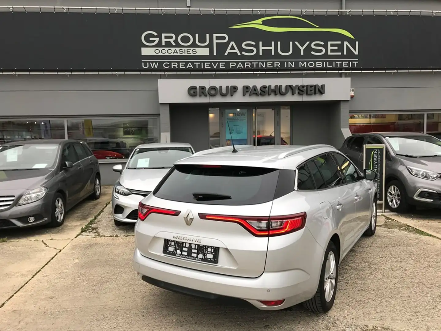 Renault Megane Energy Limited 1.2TCe 100PK Gris - 2