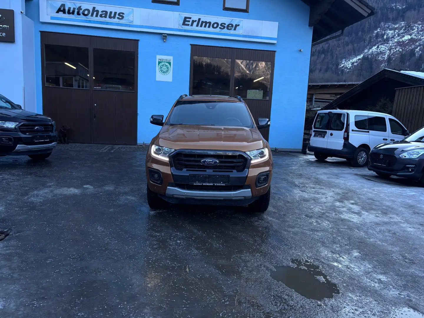 Ford Ranger Wildtrak Doppelkabine Hardtop Orange - 2