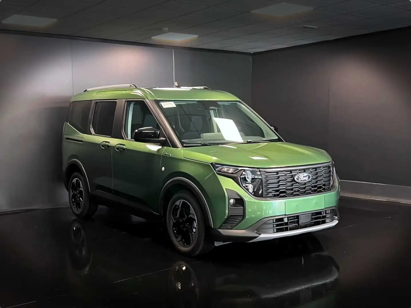 Ford Tourneo Courier 1.0 EcoBoost 125CV Powershift Active Verde - 2