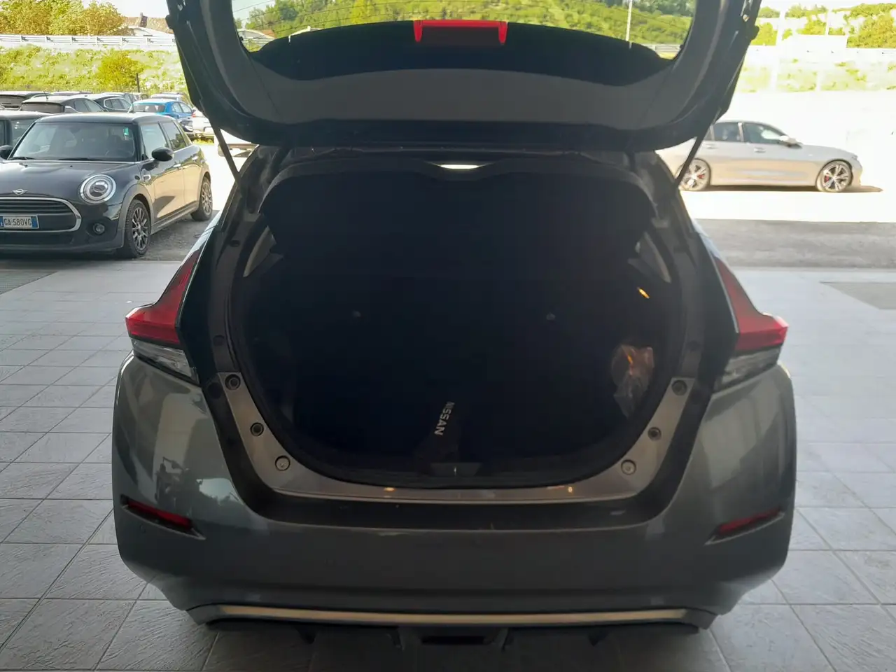 Nissan Leaf 40kWh N-Connecta 150cv 9