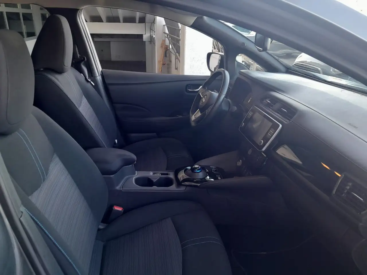 Nissan Leaf 40kWh N-Connecta 150cv 11