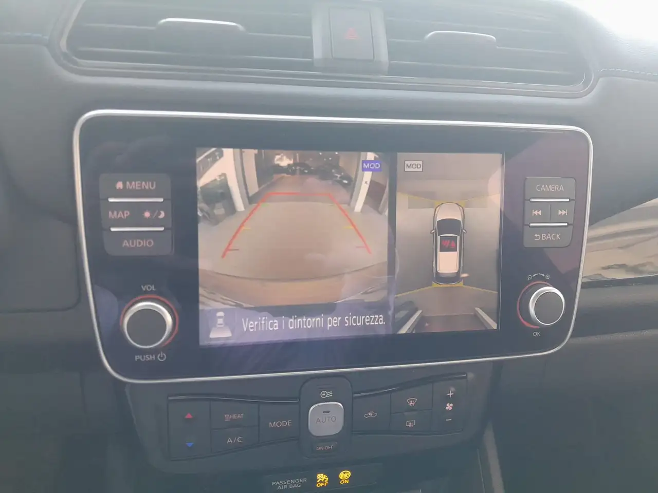 Nissan Leaf 40kWh N-Connecta 150cv 18
