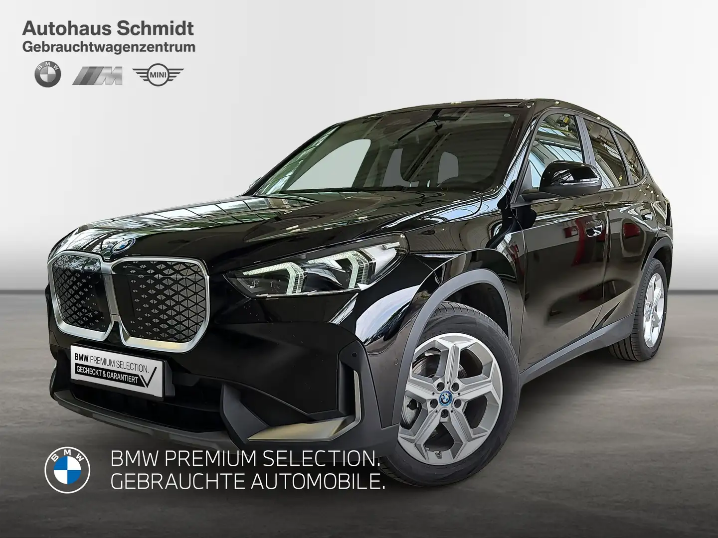 BMW iX1 eDrive20 18 Zoll*Sportsitze*Komfortzugang* Schwarz - 1