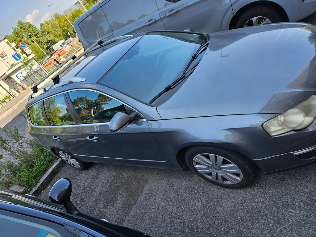 Volkswagen Passat Variant 2006 из Европы — купить под ключ