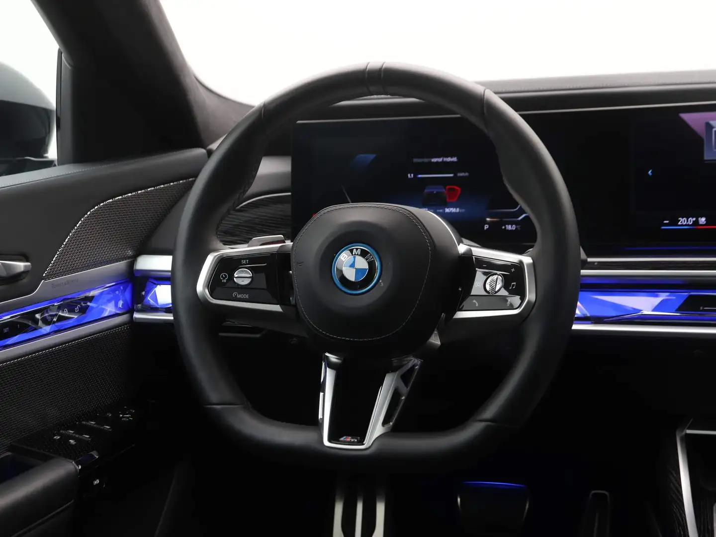 BMW i7 xDrive60 106 kWh Czarny - 2