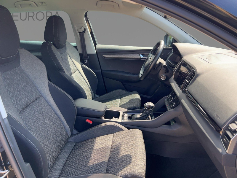 Skoda Karoq 1.5 TSI ACT Style ACC Kam360 Matrix Navi 4xSHZ LHZ — photo 12
