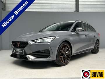 Sportstourer 1.4 e-Hybrid VZ Performance Trekhaak|