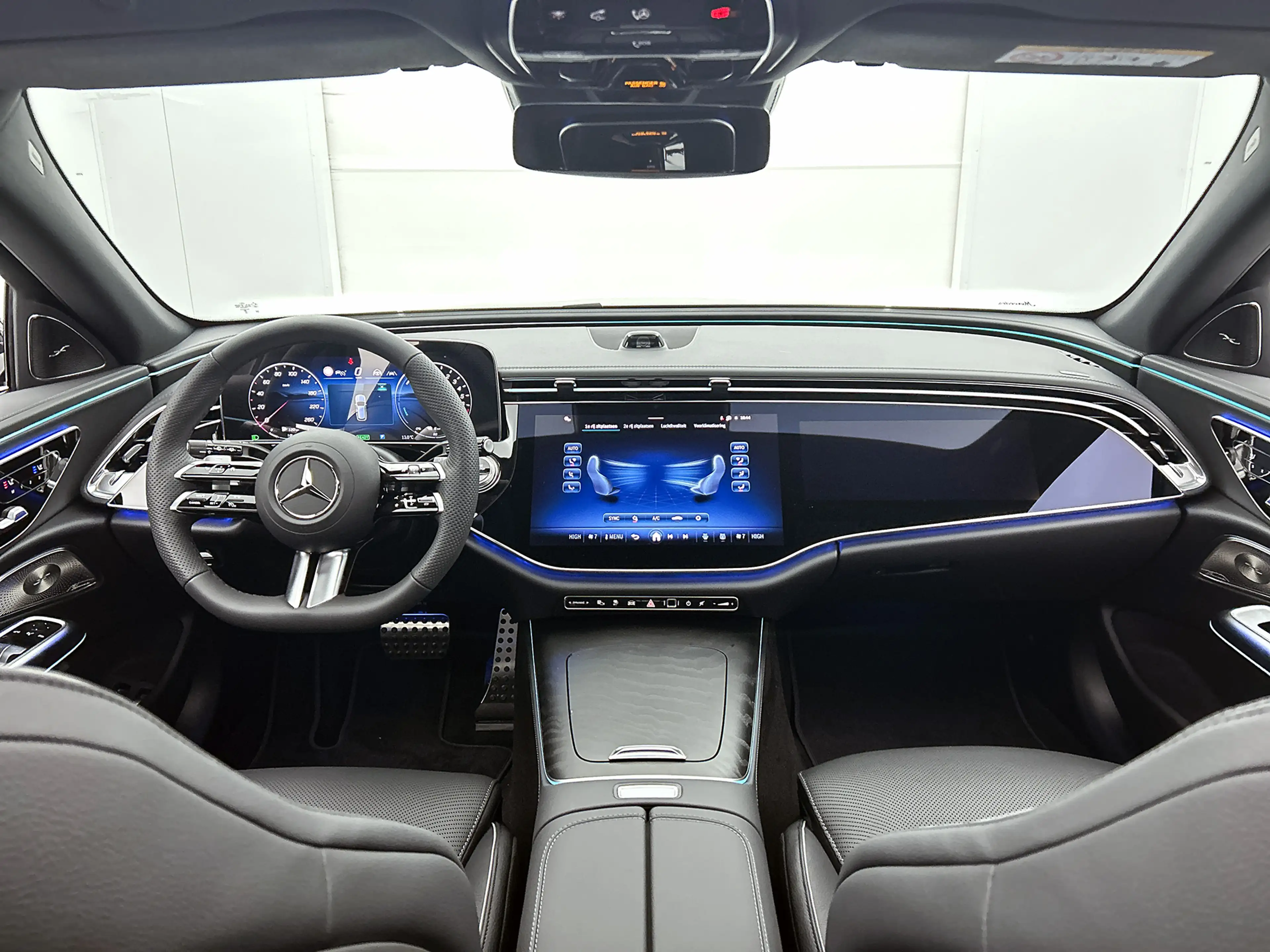 Mercedes-Benz E 300 Estate e Sport Edition | Premium pakket | Nightpak — photo 4