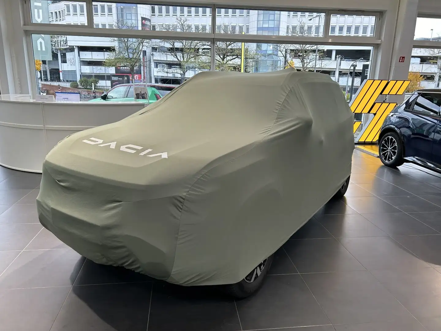 Renault Kangoo E-TECH 100% el  Paket Techno EV45 AC22 Braun - 1