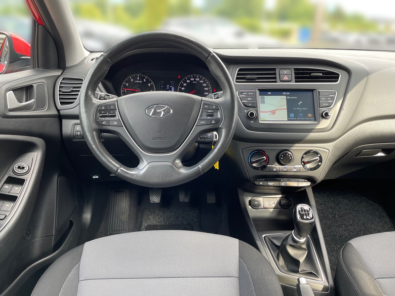 Hyundai i20 1.0 Trend Navi*SHZ*PDC*Facelift*LM*SpurH — photo 11