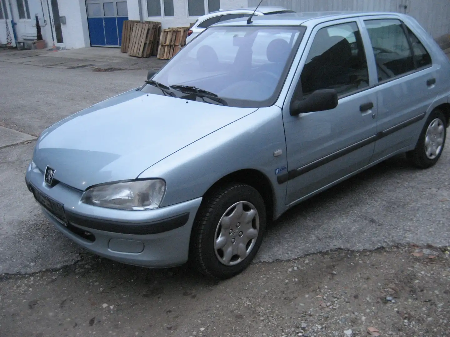 Peugeot 106 106 Grand Filou TÜV Neu Серебристый - 1