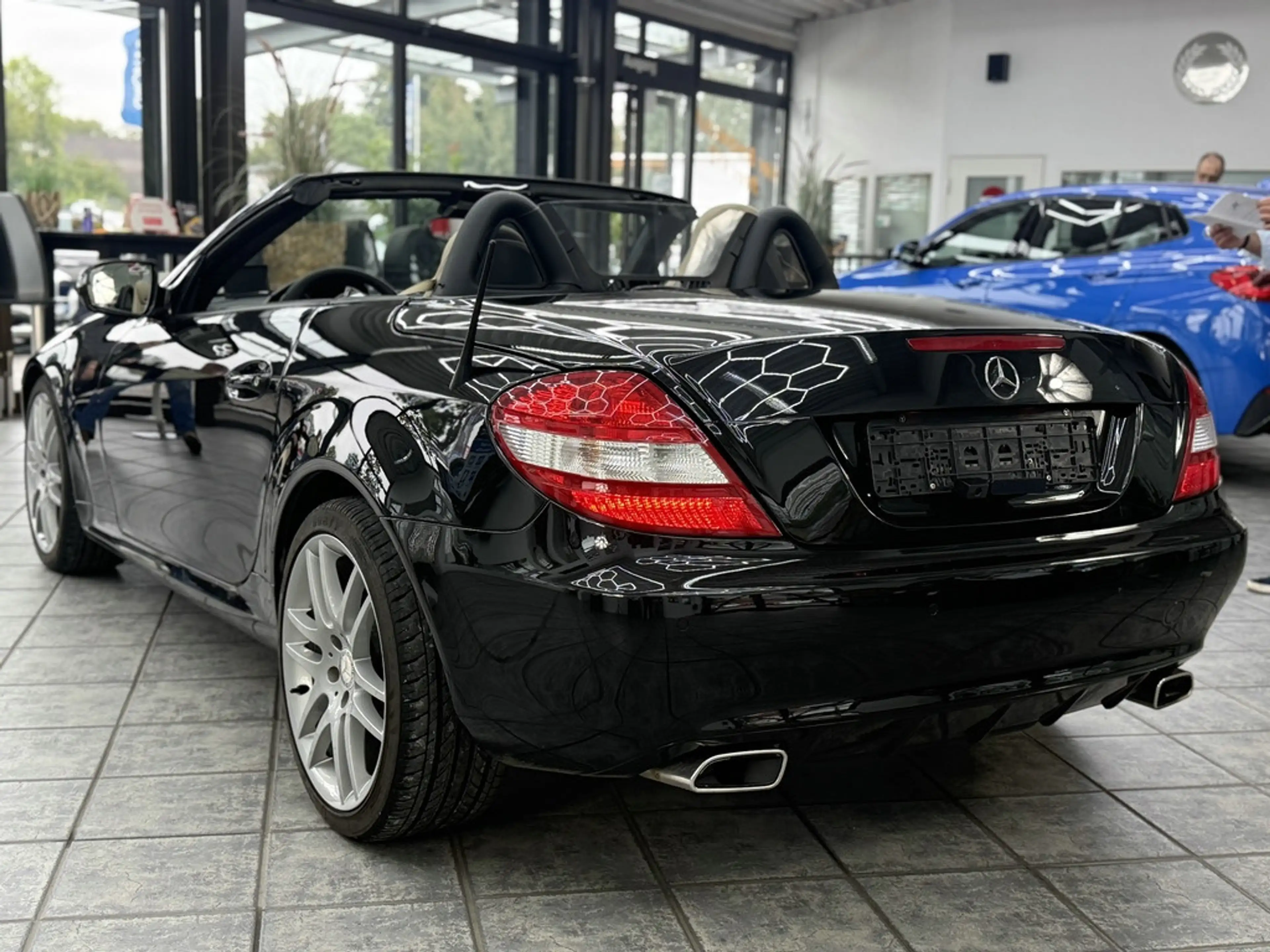 Mercedes-Benz SLK 350 V6, Comand, Leder, 7G, Xenon, Airscarf — photo 10