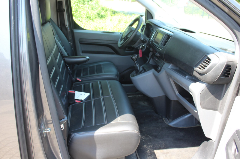 Citroen Jumpy 2.0 BlueHDI 120 Business M S&S 2 x schuifdeur 122P — photo 11