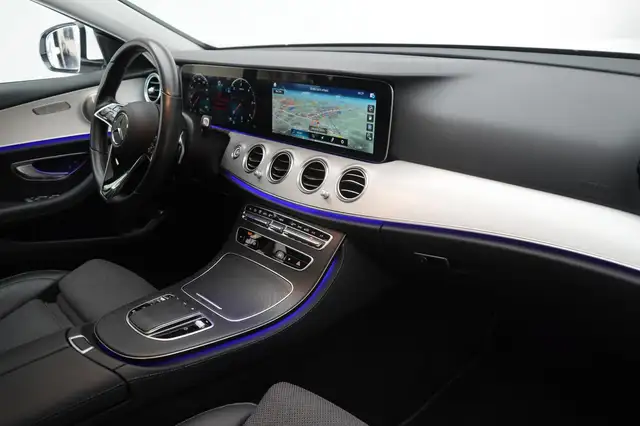 Mercedes-Benz E-Class view 8