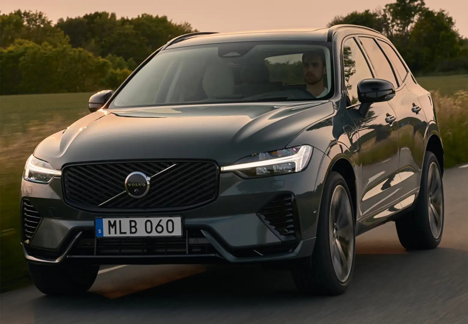 Volvo XC60 T6 Recharge Inscription Expression Negro - 1