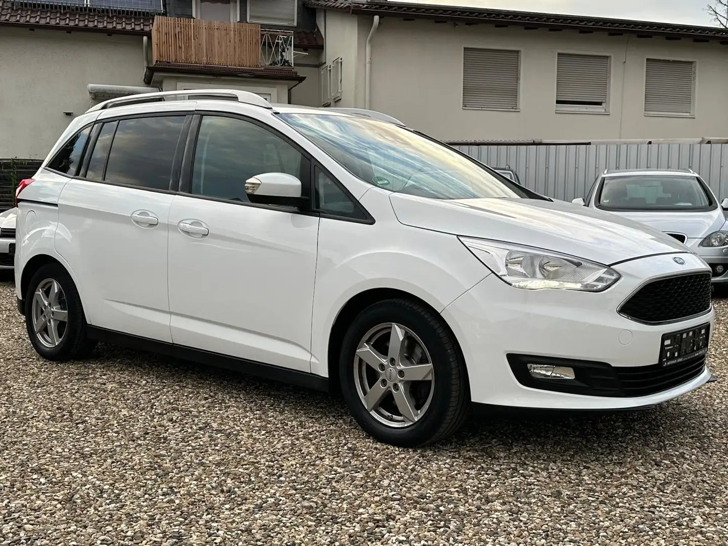 Ford Grand C-Max Cool Navi 7Sitzer Klima PDC LED SHZ R.Kamera Euro6 Blanc - 1